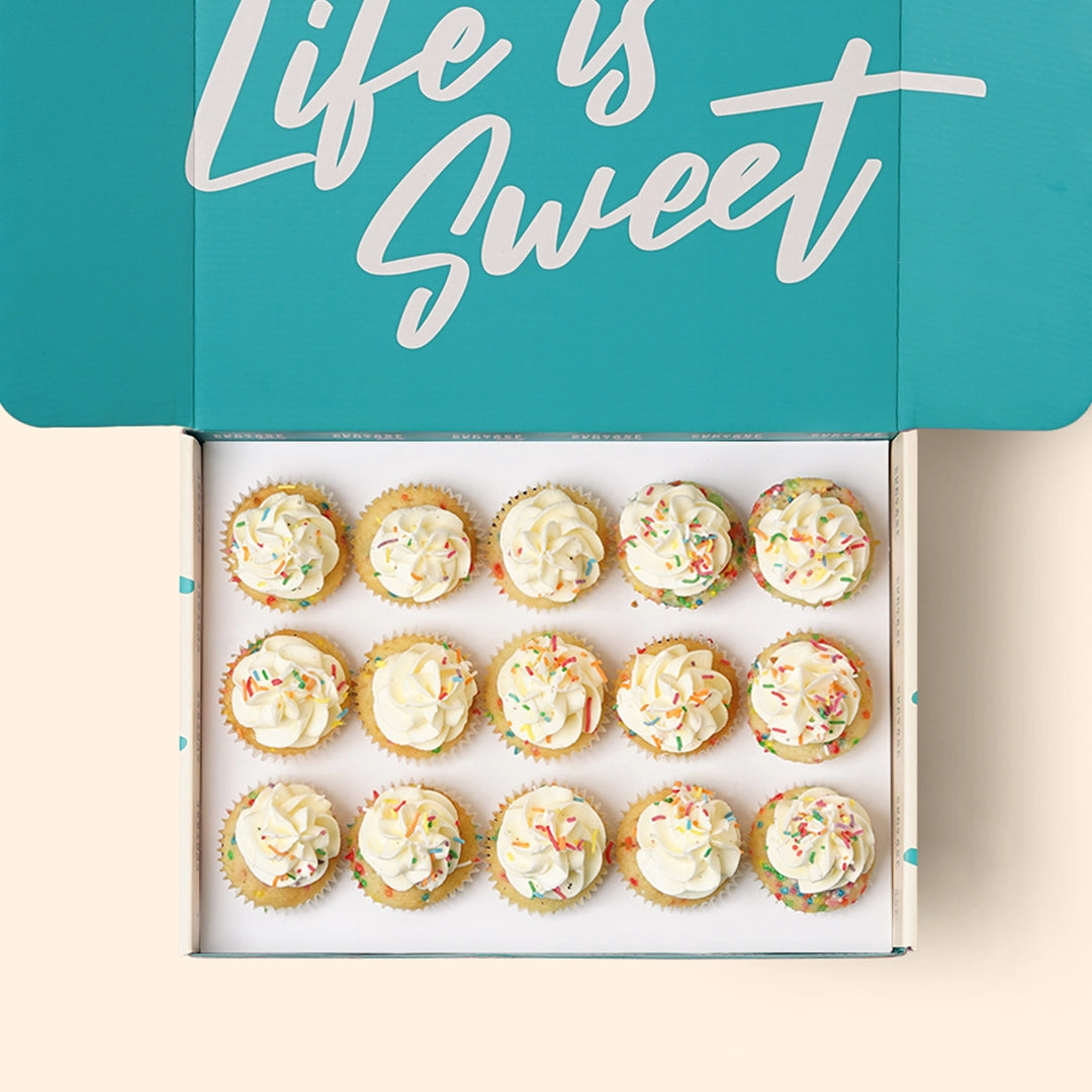 15 Birthday Cake Mini Cupcake Gift Box