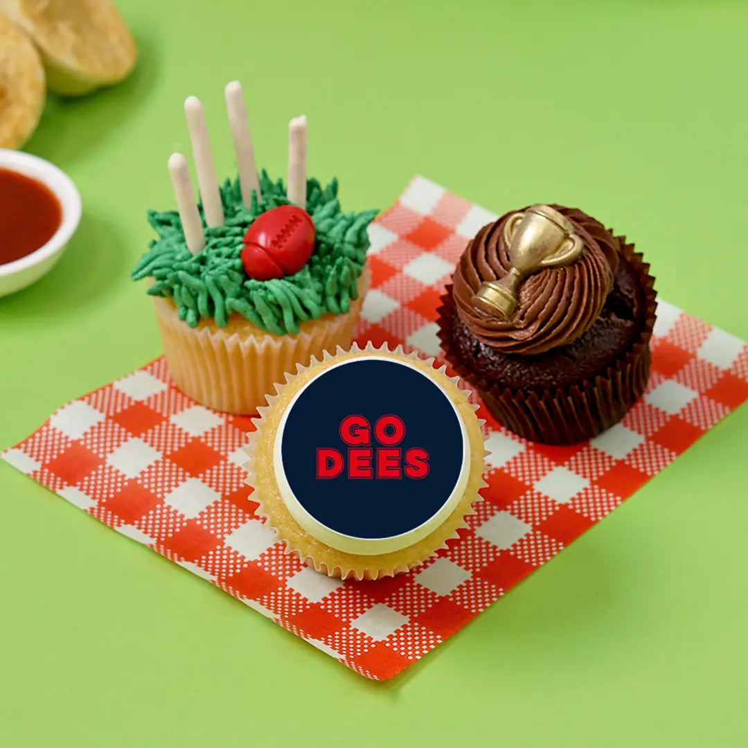 12 x GO DEES Footy Cupcake Gift Box - Cupcake Central