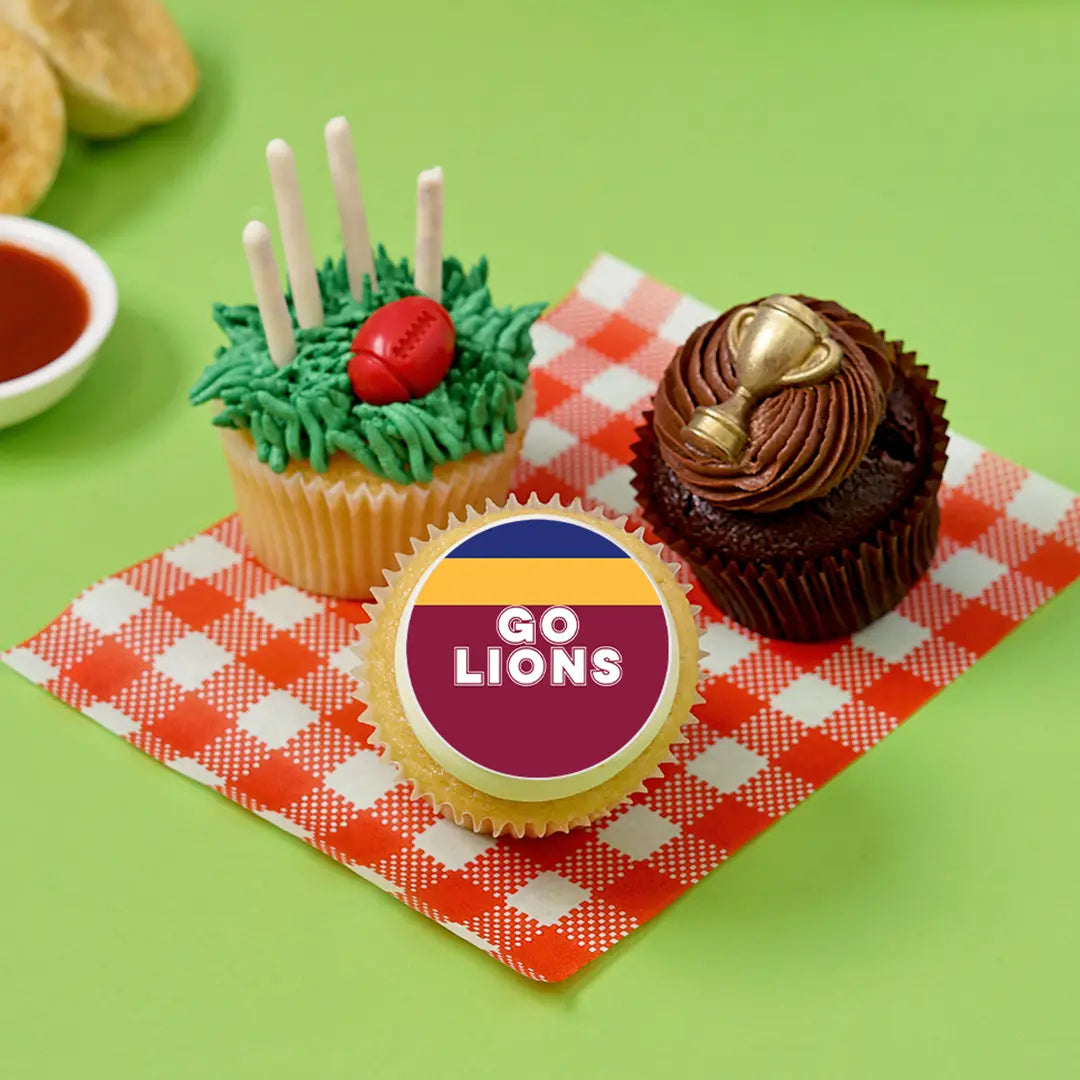 12 x GO LIONS Footy Cupcake Gift Box