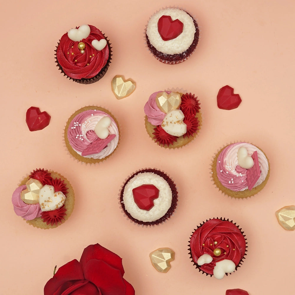 12 Valentine's Day Love Hearts Cupcake Gift Box -  Cupcake Central