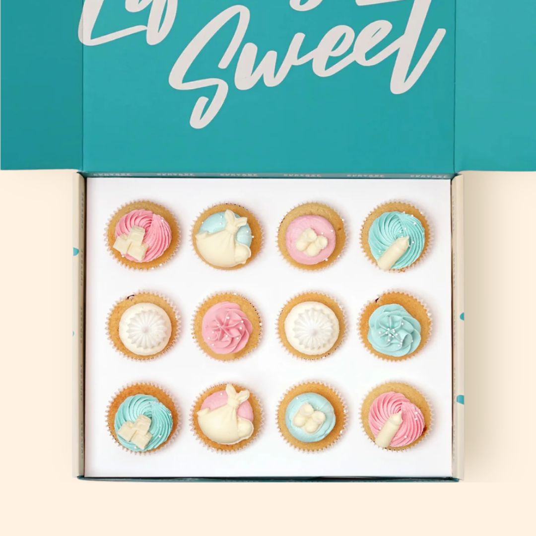 Secret Gender Reveal - 12 Cupcake Gift box