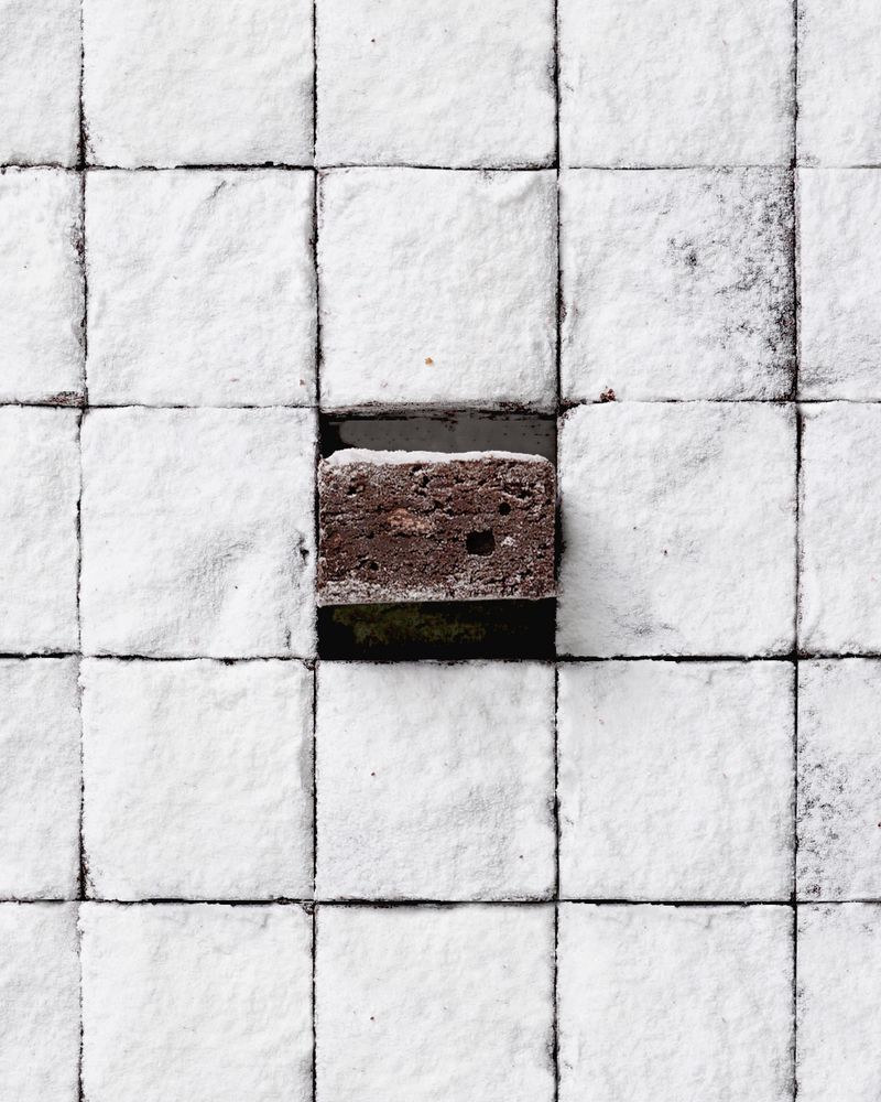 12 Brownie and Slice Assorted Gift Box