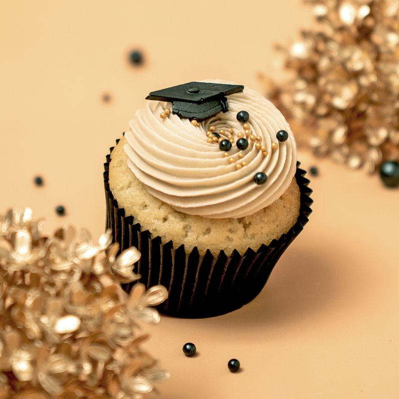 12 Graduation Cupcake Gift Box