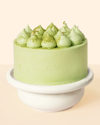 Matcha Strawberry Cake