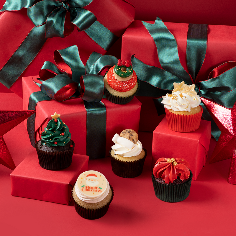 12 Christmas Cupcakes Gift Box