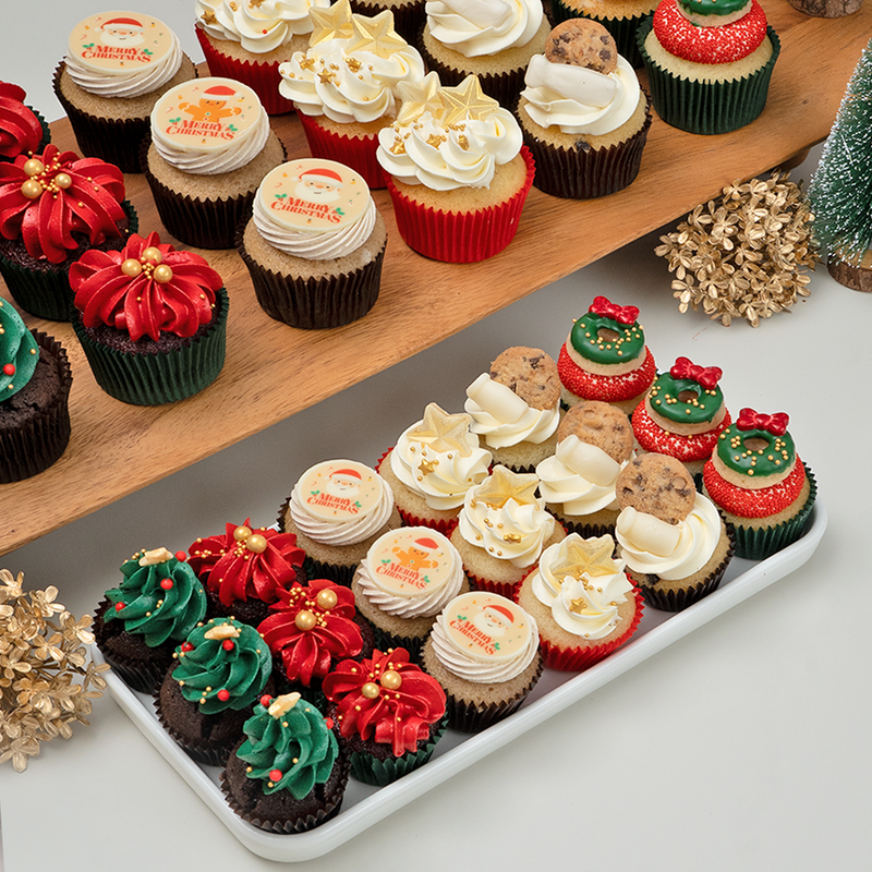 15 Christmas Mini Cupcakes Gift Box