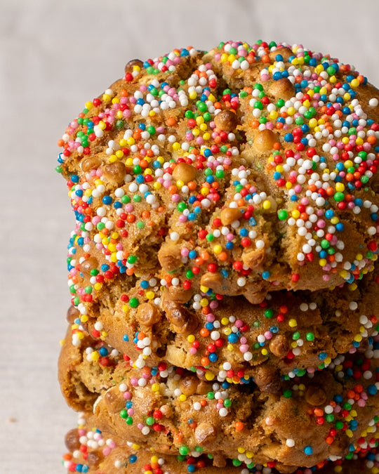 6 Birthday Cake Cookie Gift Box
