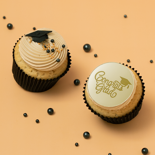 12 Graduation Cupcake Gift Box - (V)