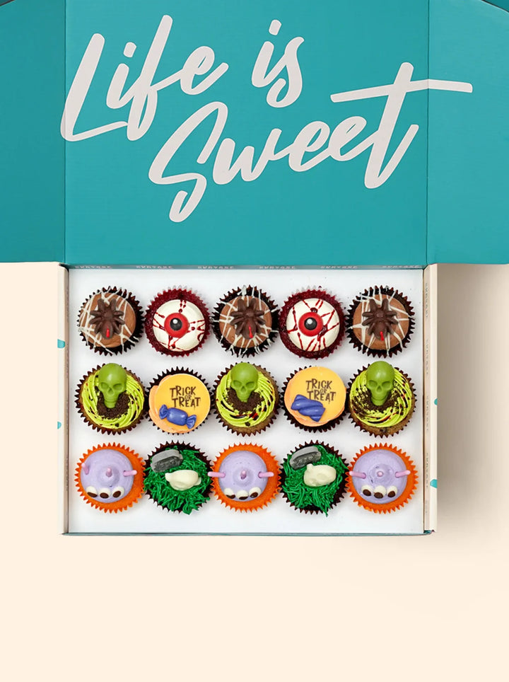 15 Halloween Mini Cupcake Gift Box