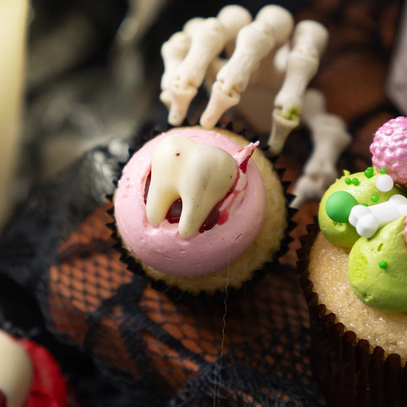 12 Halloween Cupcake Gift Box
