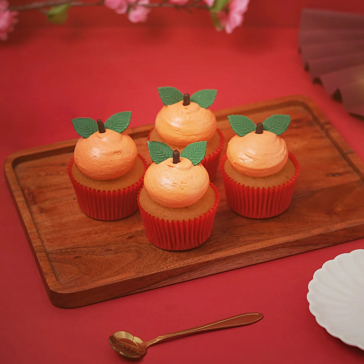 Lunar New Year Cupcake Gift Box