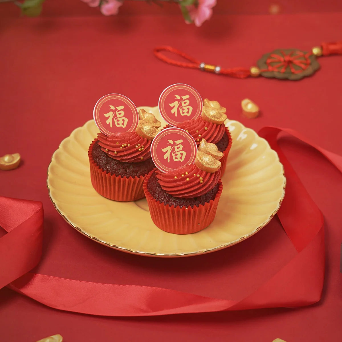 Lunar New Year Cupcake Gift Box