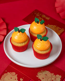 12 Lunar New Year Cupcake Gift Box