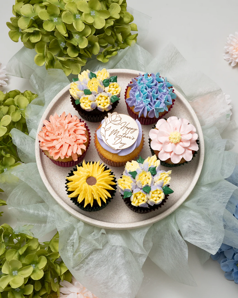 12 Mother's Day Cupcake Gift Box