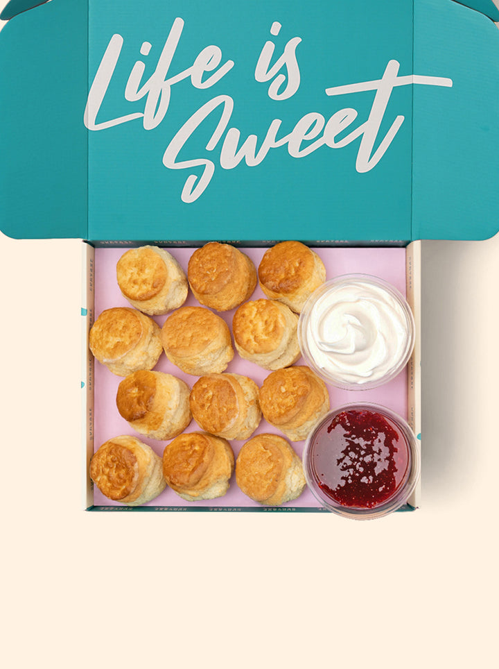 12 Scone Gift Box with Raspberry Jam & Chantilly Cream