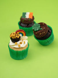 12 St Patrick's Day Cupcake Gift Box