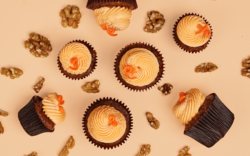 Do your gluten free mini cupcakes and cupcakes contain nuts?